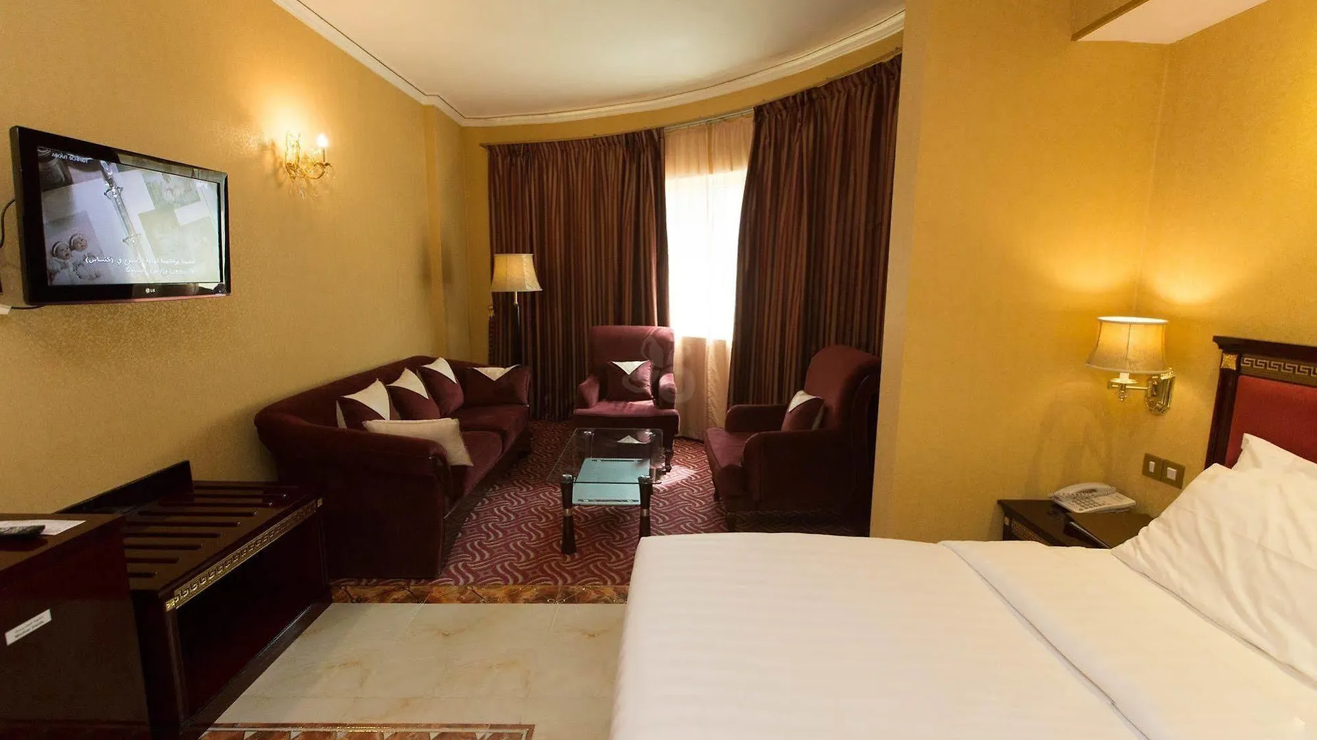 Comfort Inn Hotel Deira Dubaj 3*,