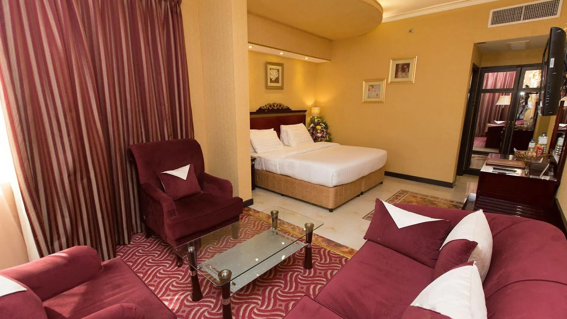 Comfort Inn Hotel Deira Dubaj