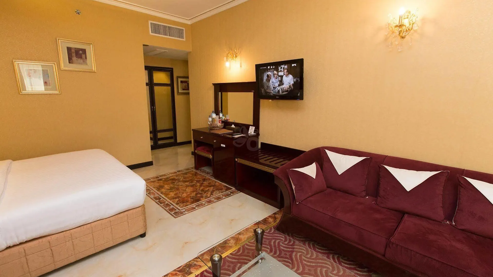 Comfort Inn Hotel Deira Dubaj