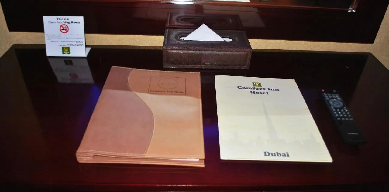 Comfort Inn Hotel Deira Dubaj 3*,